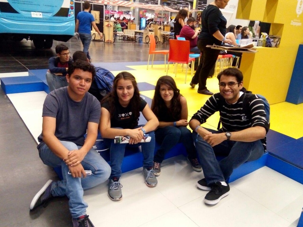 Emiliano, Grecia López, Mayra Vázquez y  Alberto Ruiz