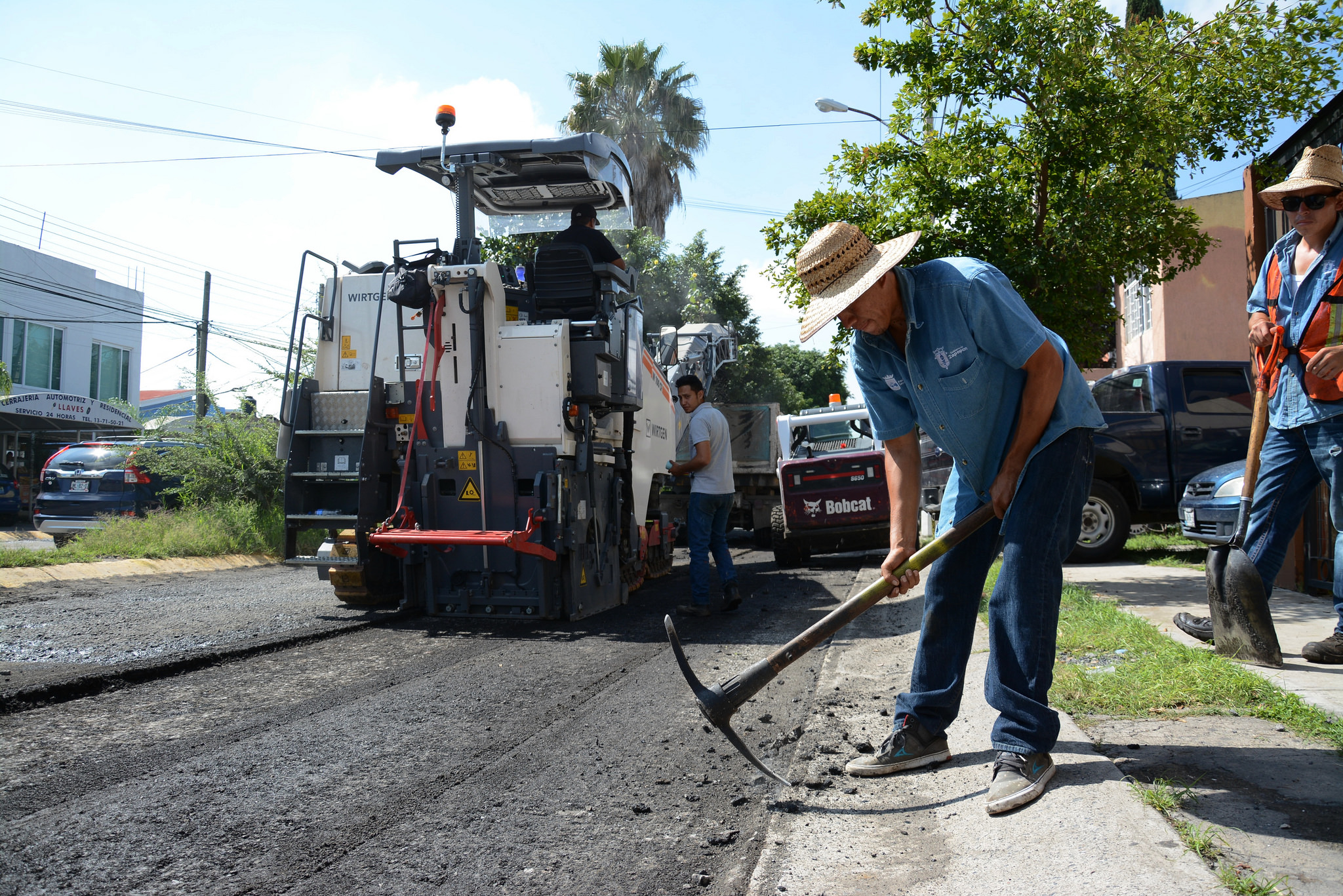 Arranca el Programa de Renovación de Calles de Zapopan en la colonia Jardines del Valle