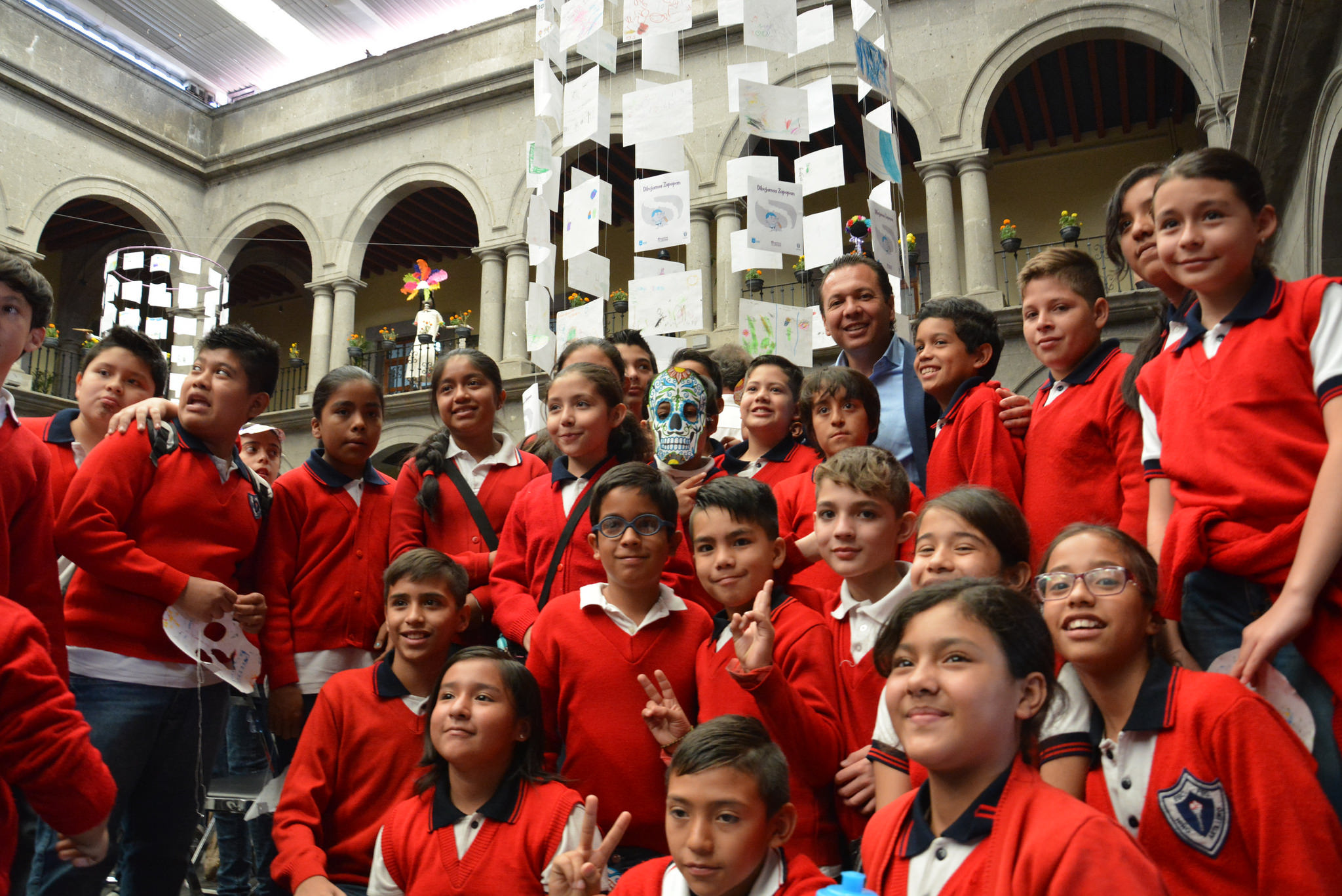 Inaugura Pablo Lemus la exposición Dibujamos Zapopan, una herramienta para construir una mejor ciudad a través de la visión de los niños