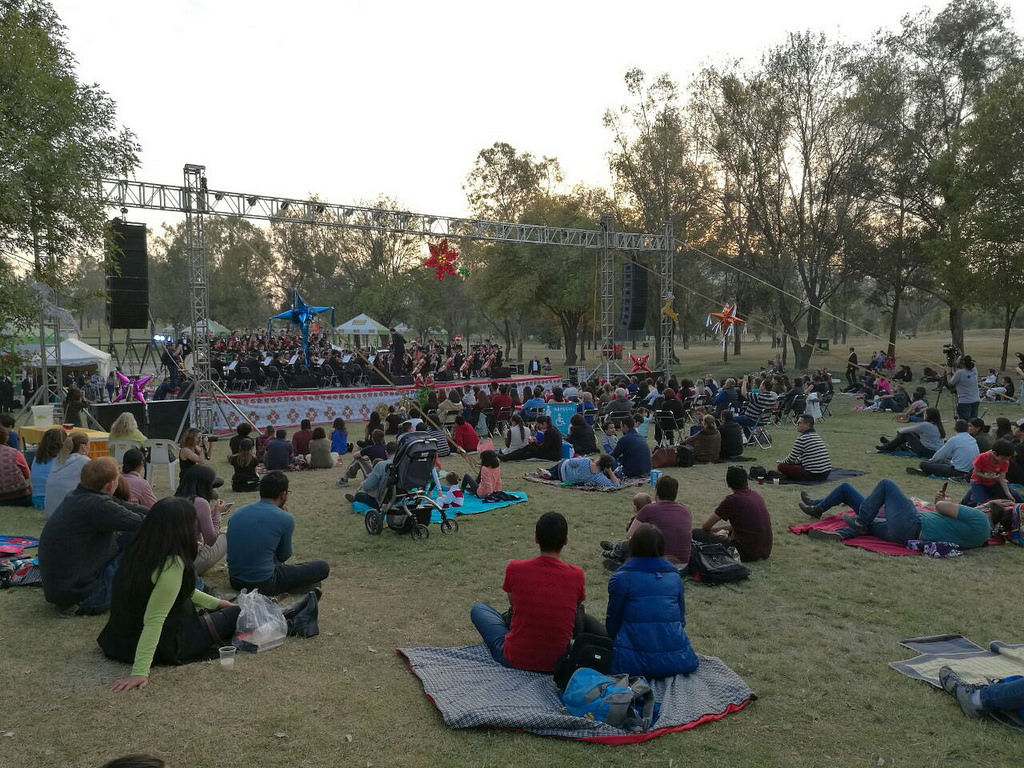 Celebra Zapopan fiestas navideñas con un Picnic Sinfónico en el Parque Metropolitano