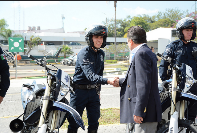 Entrega de motos y bicis a la Policía de Zapopan