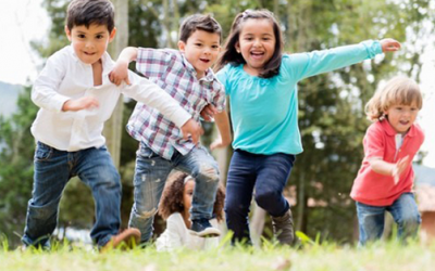 Jugar en vacaciones beneficia al desarrollo psicomotriz de los niños