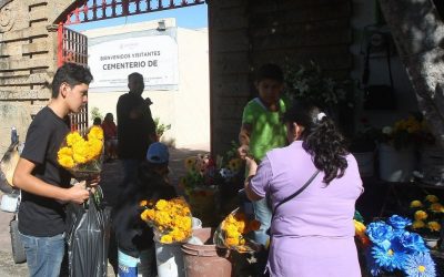 Más de 90 mil personas visitaron cementerios