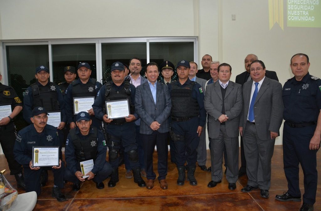 Reconocen a elementos de la Policía Municipal