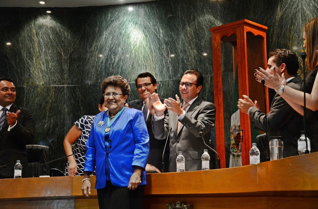 Zapopan entrega presea al Mérito Magisterial “Prof. Érviro Rafael Salazar Alcázar”