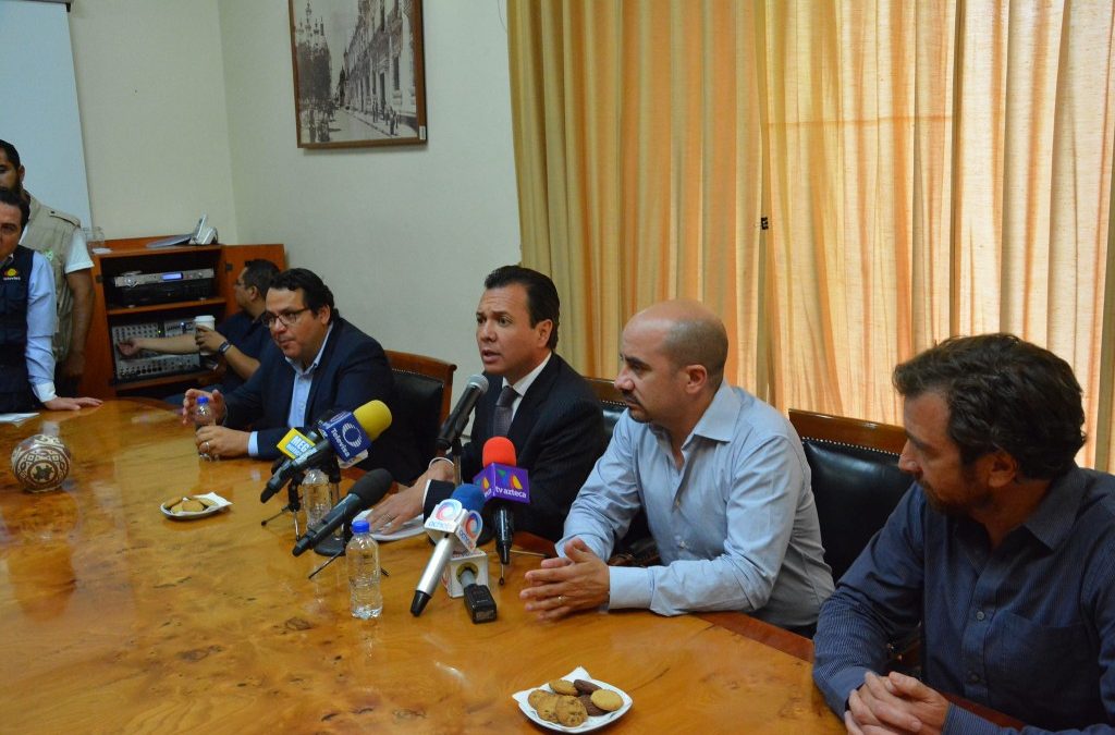 Pablo Lemus presenta al Congreso del Estado denuncia de juicio político en contra del magistrado Alberto Barba