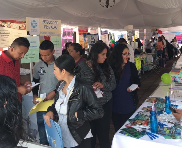 Expo Chamba acerca ofertas de empleo a los vecinos de Atemajac del Valle