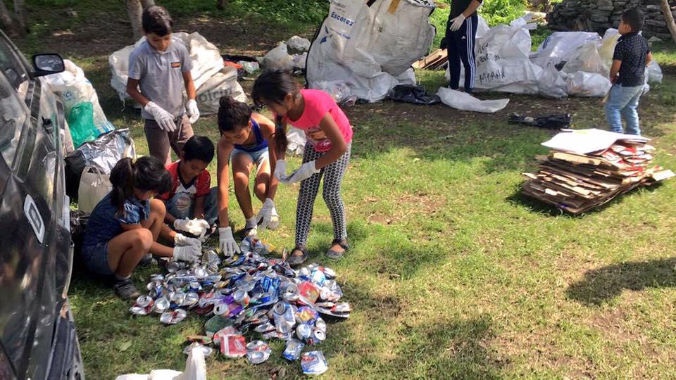 Fomenta Zapopan el intercambio de basura por alimentos