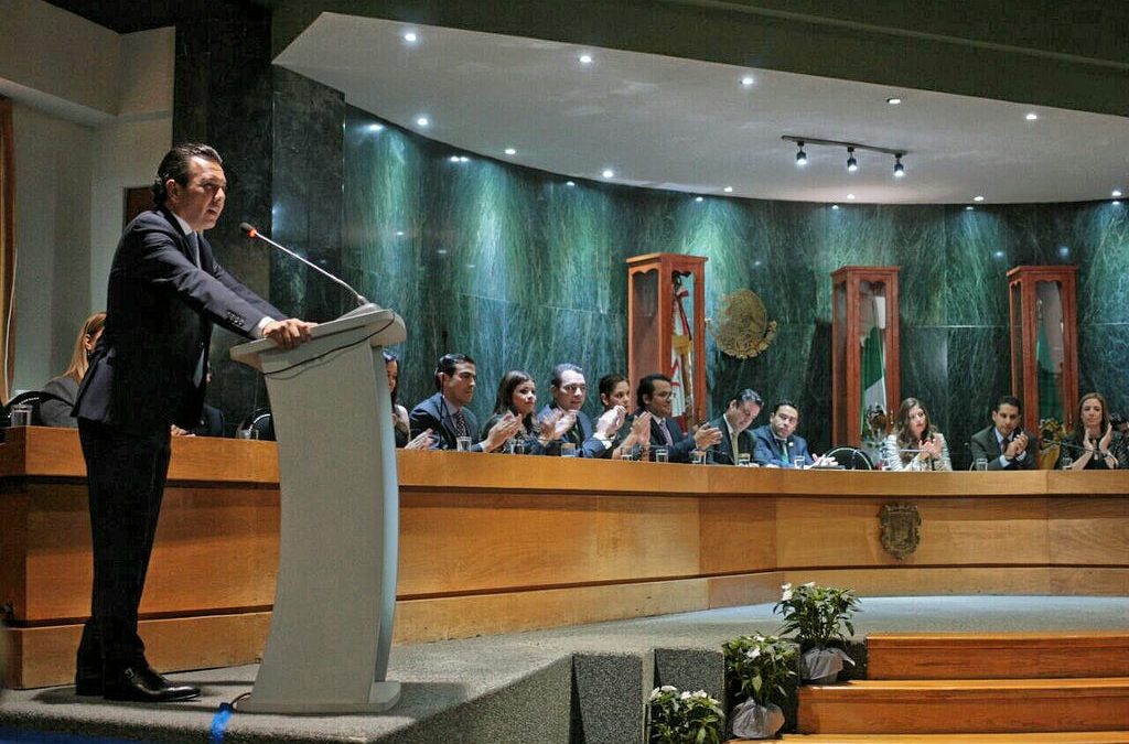Pablo Lemus Navarro entrega Primer Informe de Gobierno de la Administración 2015-2018