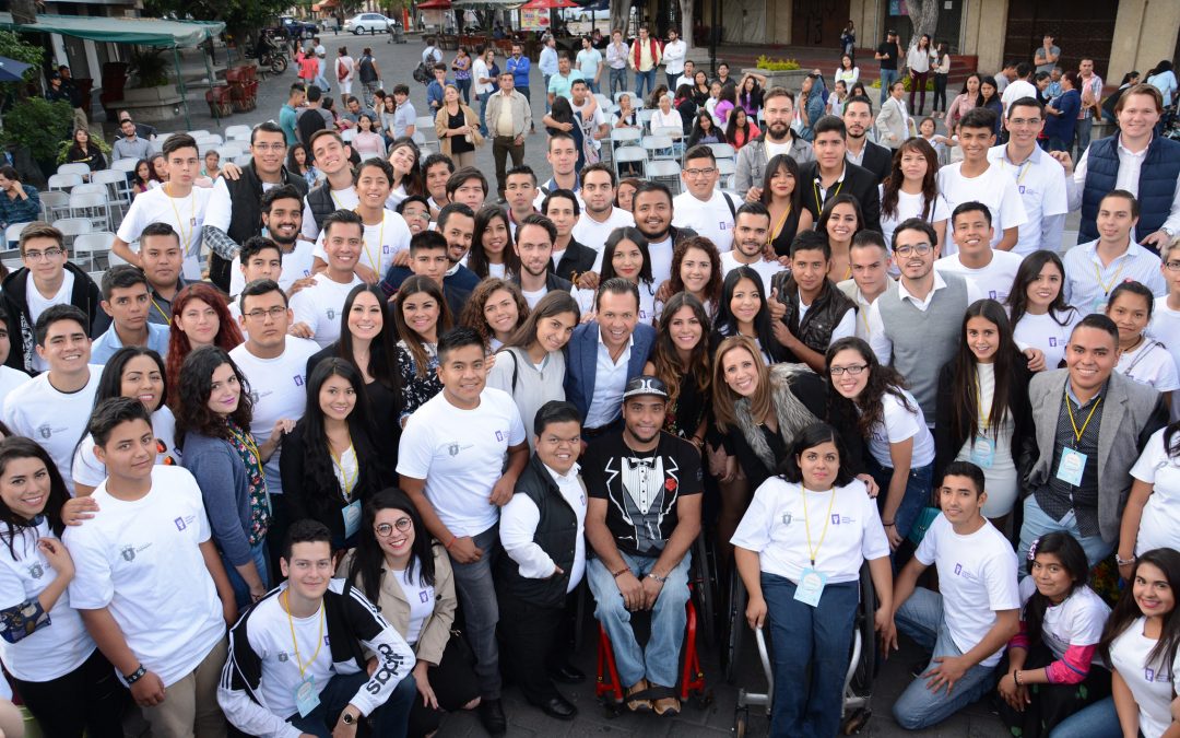 Rinden protesta Embajadores Juveniles de Zapopan