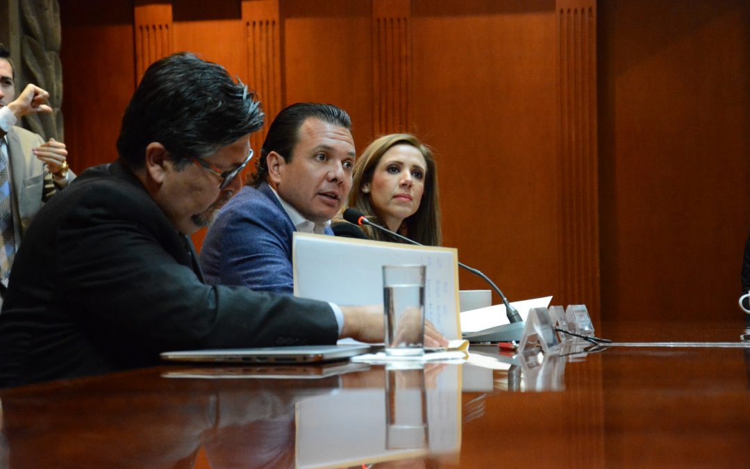 Pablo Lemus lanza reto a los gobiernos Estatal y Federal para reducción de sueldos y anuncia plan de austeridad ante Gasolinazo