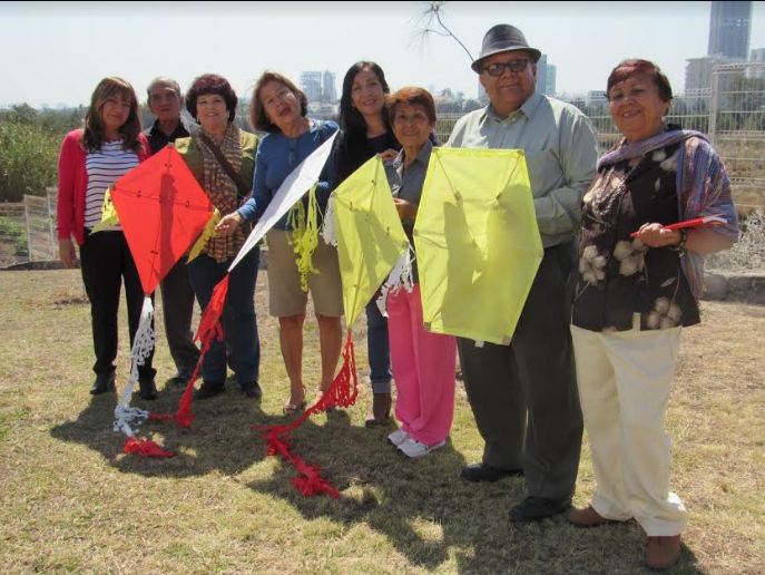 Adultos Mayores de Zapopan escriben sus memorias a través de taller literario