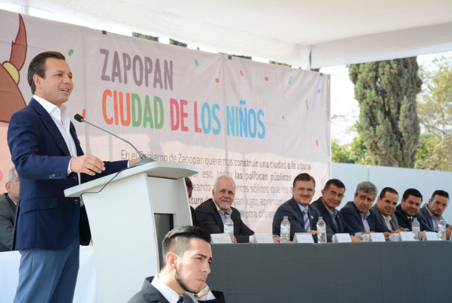 Zapopan, Ciudad de los Niños, realiza ampliación y pavimentación de la Avenida Prolongación Laureles