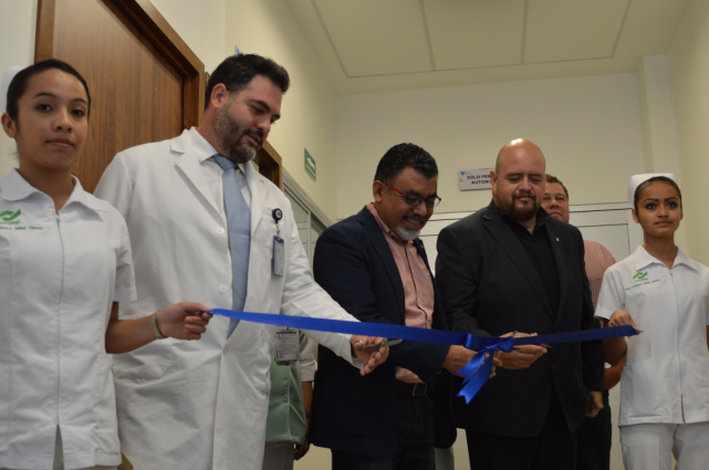 Salud Zapopan inaugura área de vacunación en Cruz Verde Norte