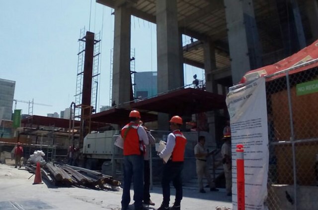 Zapopan multa a constructora tras reportes ciudadanos