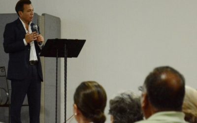 Pablo Lemus asiste al Informe Anual de Actividades de la colonia Ciudad de los Niños