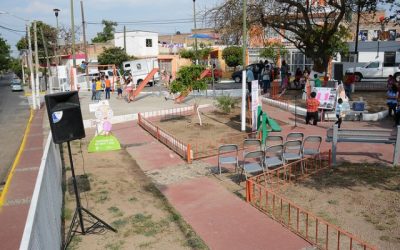 Entrega Zapopan Parque de Bolsillo en la colonia El Vigía para crear comunidad