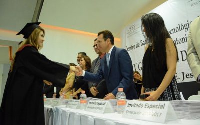 Pablo Lemus apadrina a la generación 2014- 2017 del CBTis 246