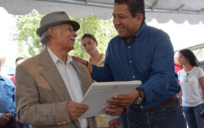 Dan certeza jurídica sobre su patrimonio a mil 63 familias de Zapopan