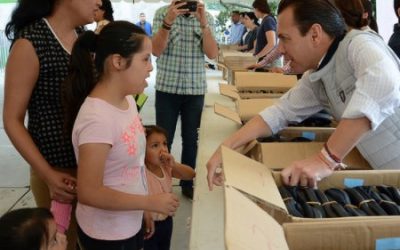 Entrega Zapopan 3 mil pares de zapatos en la colonia Mirador Escondido
