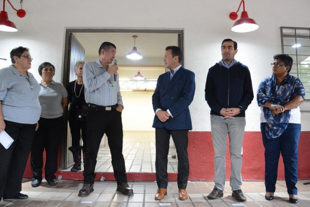 Entrega Zapopan renovación de salón vecinal en la colonia Paseos del Sol