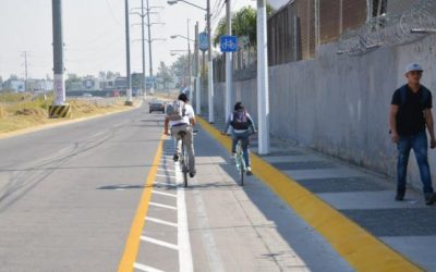 Renueva Zapopan señalamiento y ciclovía de Avenida Inglaterra
