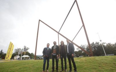 Presenta Zapopan obra escultórica ‘Cubo torcido’