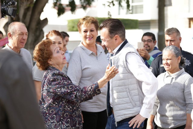 “Enchúlate Zapopan” ejecuta acciones de mejoramiento urbano en Paseos del Sol