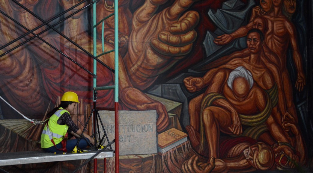 Inicia Zapopan restauración de mural ubicado en el Palacio Municipal