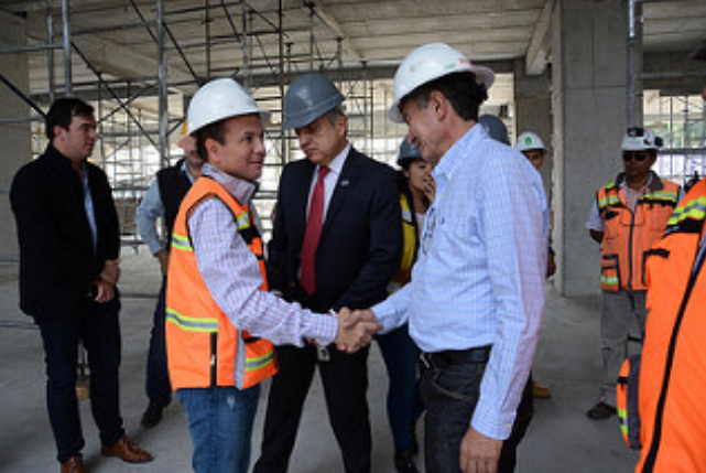 Inspecciona Pablo Lemus obras del Centro Integral de Servicios de Zapopan