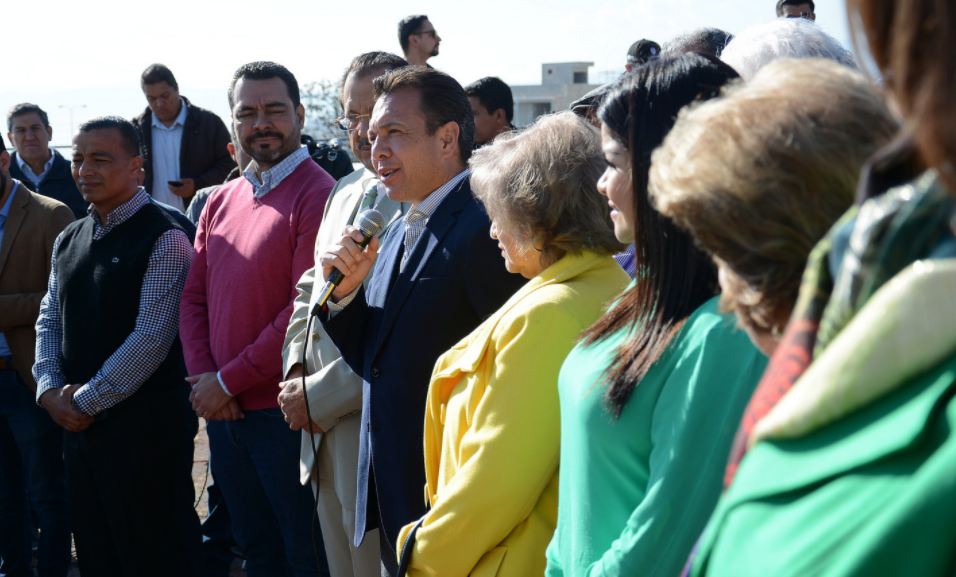 Entrega Zapopan mantenimiento profundo en vialidades del Fraccionamiento Residencial Ciudad Bugambilias