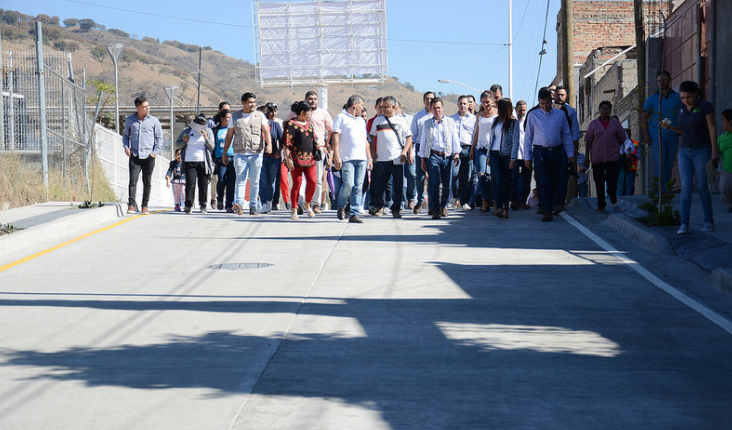 Entrega Zapopan pavimentación de Prolongación Guadalupe en Miramar y Carlos Rivera Aceves