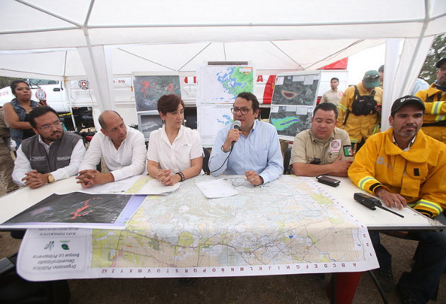 Articula Zapopan labores de combate con Estado y Federación para mitigar incendio en el Cerro de San Miguel