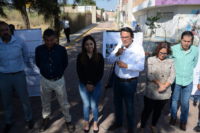 Presenta Zapopan pavimentación adoquín de calle Camino a las Misiones del Norte en la colonia Rancho Centinela