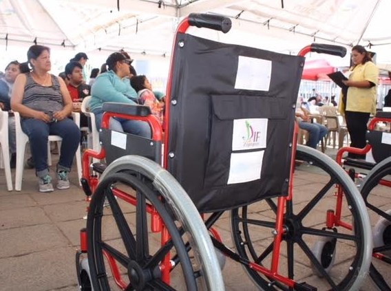 Arranca DIF Zapopan campaña de entrega de aparatos gratuitos para niños y adolescentes