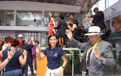 DIF Zapopan festeja al adulto mayor en su día