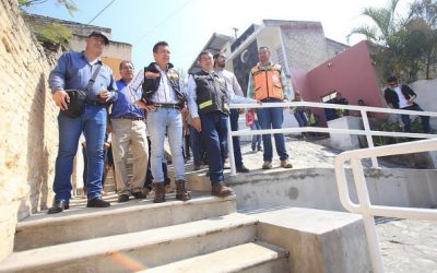 Dignifica Zapopan colonia Agua Fría con infraestructura vial y peatonal en concreto hidráulic