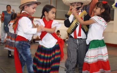 Conmemoran niños y niñas 108 aniversario de la Revolución Mexicana