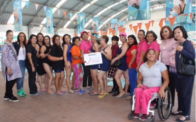 DIF Zapopan entrega mangas a mujeres con cáncer de mama