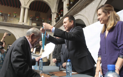 Entrega Zapopan el reconocimiento al Mérito Magisterial ‘Prof. Érviro Rafael Salazar Alcázar’ en su octava edición