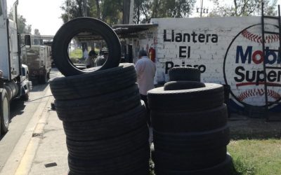 Ordena Zapopan comercio de tarimas y llanteras sobre Anillo Periférico