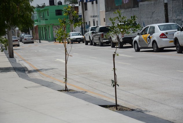 Entrega Zapopan pavimentación en concreto hidráulico en la colonia Miramar