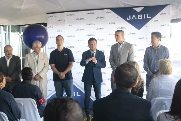 Participa Pablo Lemus en apertura de servicio médico familiar en Jabil