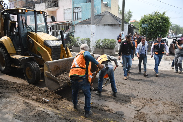 Entrega Zapopan apoyo a familias afectadas por tormenta