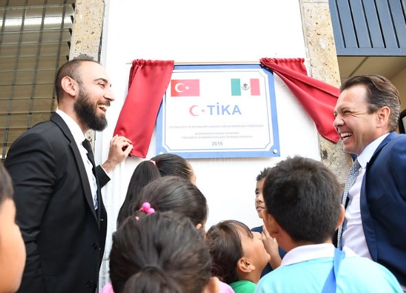 La Biblioteca Central de Zapopan se transforma en la Biblioteca de la Amistad México–Turquía