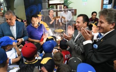 Exhibe Zapopan el trofeo por el campeonato de Charros de Jalisco