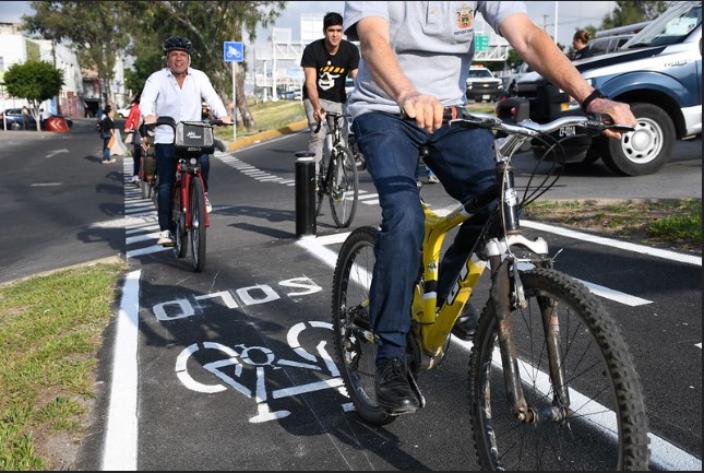 Inaugura Zapopan ciclovía en Anillo Periférico Norte